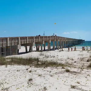 Penthouse With Beautiful Views! 1 Bedroom, 2 Bathroom Penthouse! Panama City Beach
