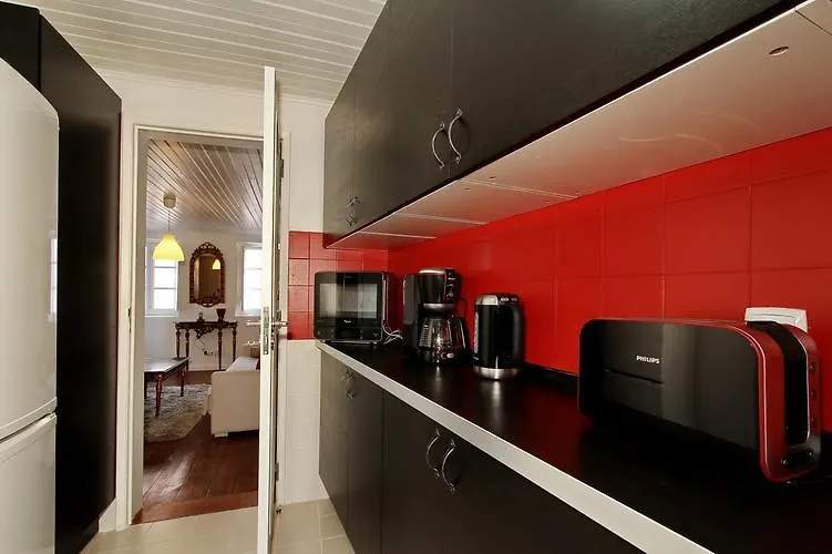 Duplex Lisbon Castle Sao Jorge Apartment