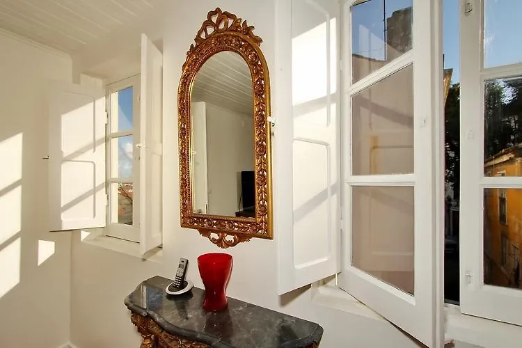 Duplex Lisbon Castle Sao Jorge