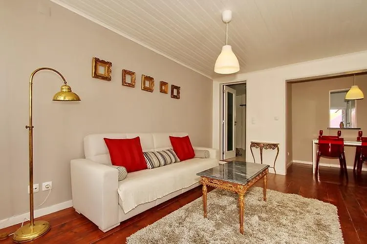 Duplex Lisbon Castle Sao Jorge Apartment