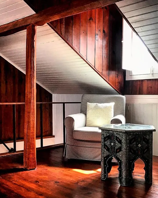 Duplex Lisbon Castle Sao Jorge Apartment